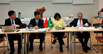25 07 Centro China O Centro China recebeu representantes Noticia3