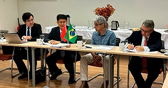 25 07 Centro China O Centro China recebeu representantes Noticia7
